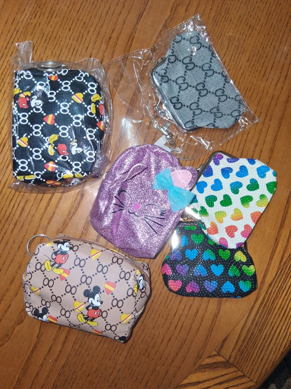 6 Assorted Pouch Keycharms